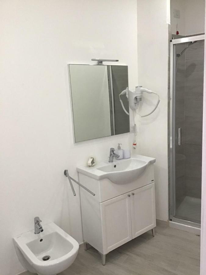 Appartamento Rubino - Lovely Little Flat 3 Minutes From Golf Club 5 Minutes From Lake Soiano Del Lago Exteriér fotografie