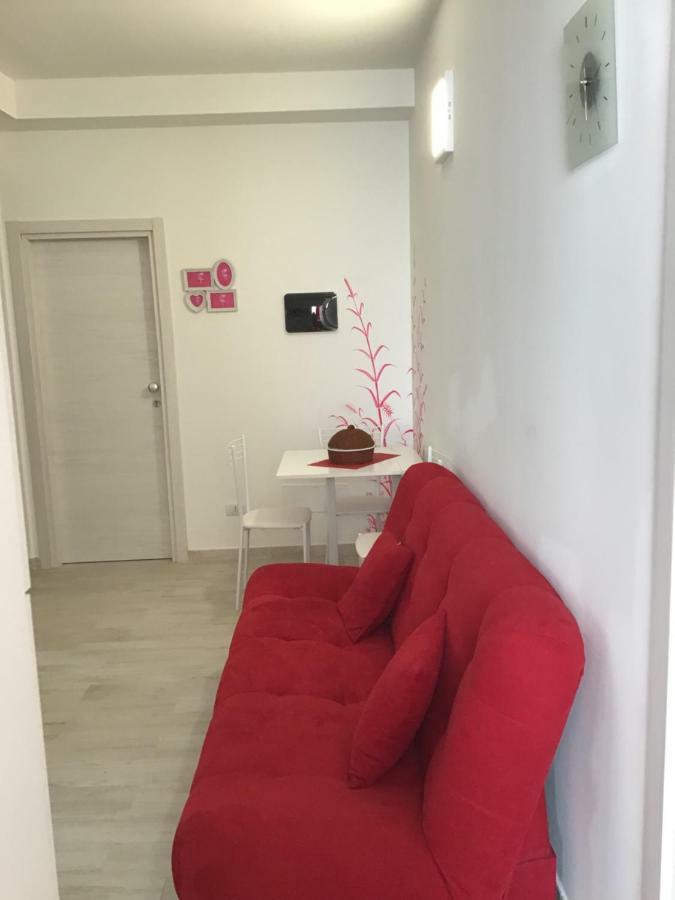Appartamento Rubino - Lovely Little Flat 3 Minutes From Golf Club 5 Minutes From Lake Soiano Del Lago Exteriér fotografie