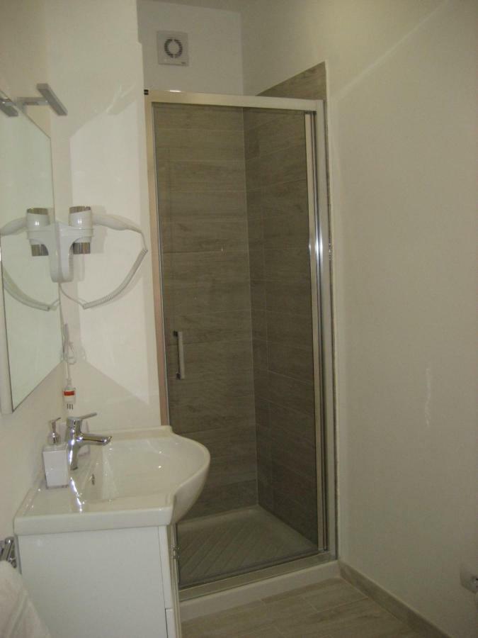 Appartamento Rubino - Lovely Little Flat 3 Minutes From Golf Club 5 Minutes From Lake Soiano Del Lago Exteriér fotografie